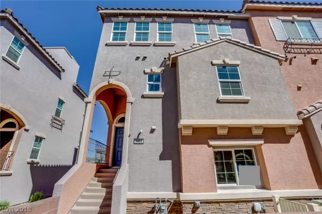 MLS: 2033388 Condo For Sale