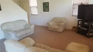 Photo #2: 2033934 Listing