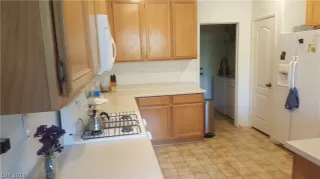 Photo #6: 2033934 Listing