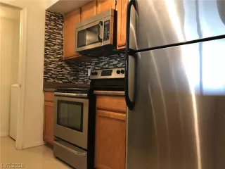 Photo #1: 2034075 Listing 