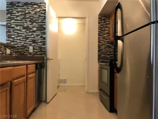 Photo #2: 2034075 Listing 