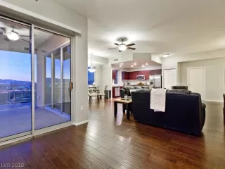 Photo #6: 2034122 Listing