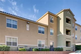 Photo #1: 2034674 Listing 