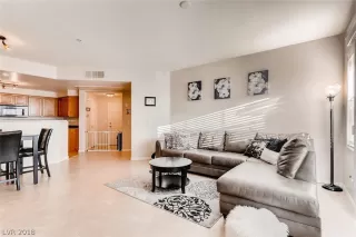 Photo #5: 2034674 Listing 