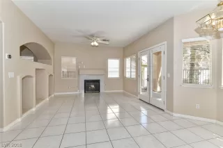 Photo #6: 2034769 Listing