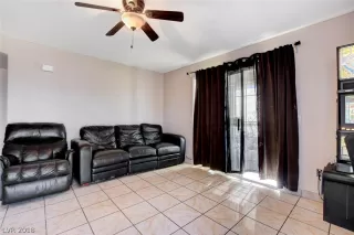 Photo #4: 2034834 Listing