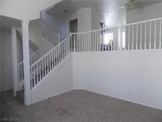 Photo #2: 2034880 Listing