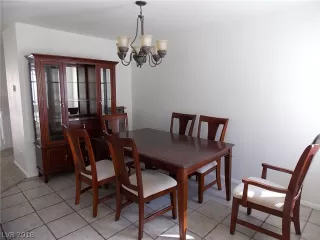 Photo #5: 2034880 Listing