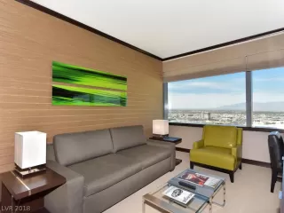 Photo #5: 2035189 Listing