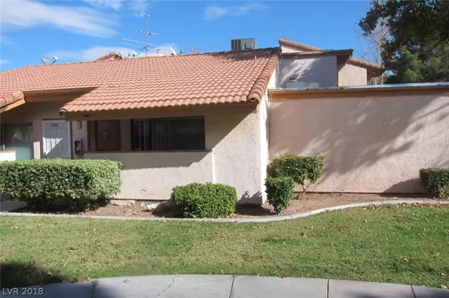 MLS: 2035811 Condo For Sale