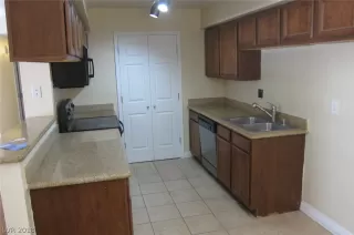 Photo #5: 2036026 Listing