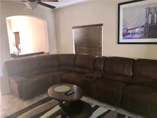 Photo #3: 2036073 Listing 