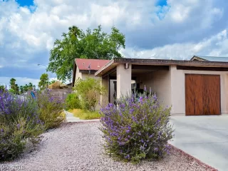 Photo #1: 2036457 Listing 