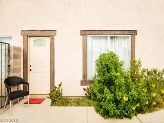 Photo #4: 2036457 Listing 