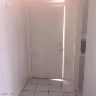 Photo #4: 2036673 Listing 