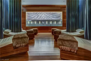 Photo #4: 2036719 Listing