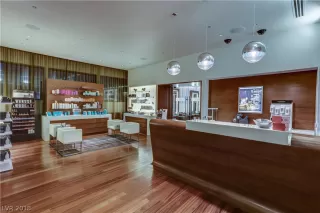 Photo #5: 2036719 Listing