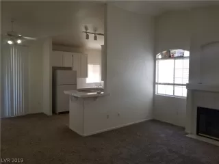 Photo #2: 2036929 Listing