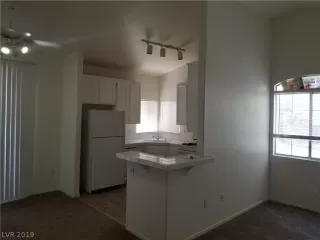 Photo #5: 2036929 Listing