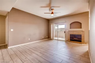 Photo #3: 2037091 Listing