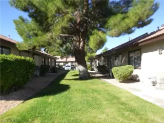 Photo #5: 2037175 Listing 