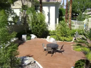 Photo #5: 2037479 Listing 