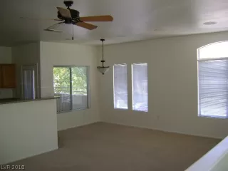 Photo #6: 2037479 Listing 