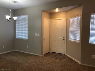 Photo #3: 2037609 Listing