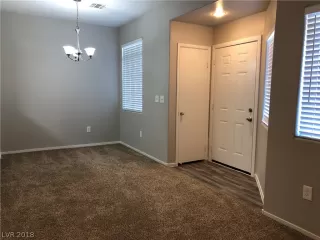 Photo #5: 2037609 Listing