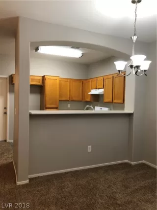 Photo #6: 2037609 Listing