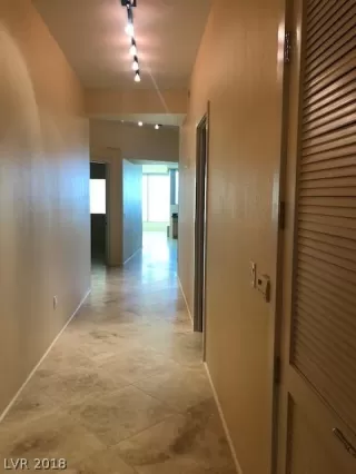 Photo #3: 2037743 Listing 