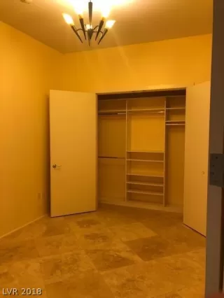 Photo #4: 2037743 Listing 