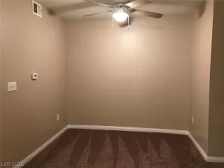 Photo #4: 2038149 Listing