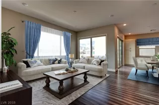 Photo #5: 2038663 Listing