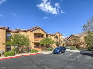 Photo #4: 2038685 Listing