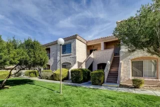 Photo #3: 2038732 Listing