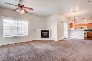 Photo #4: 2038732 Listing