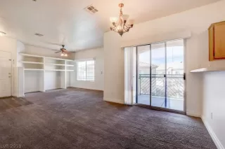Photo #6: 2038732 Listing