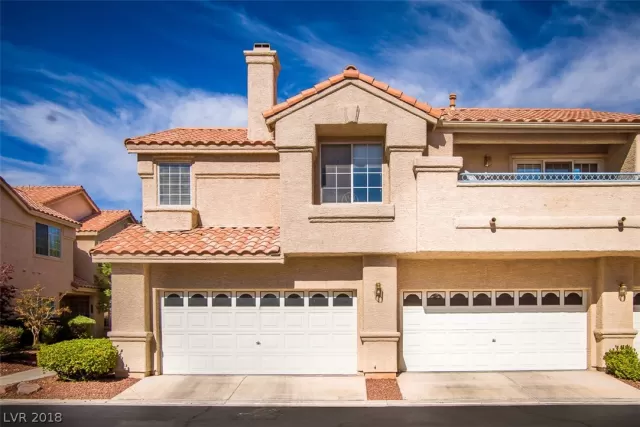 MLS: 2038860 Condo For Sale