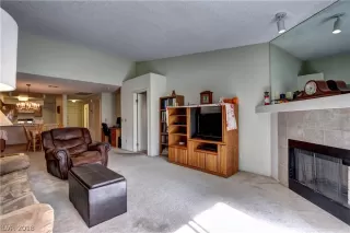 Photo #3: 2038926 Listing