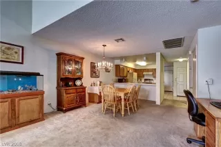 Photo #6: 2038926 Listing