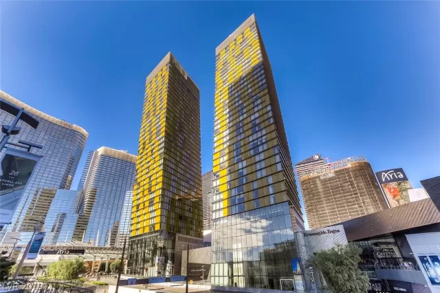 MLS: 2038928 Condo For Sale