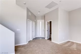 Photo #4: 2038955 Listing 