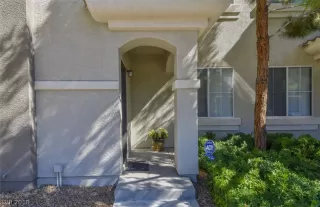 Photo #2: 2038977 Listing 