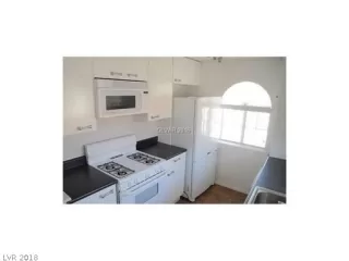 Photo #2: 2039295 Listing