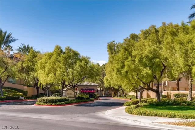 MLS: 2039344 Condo For Sale