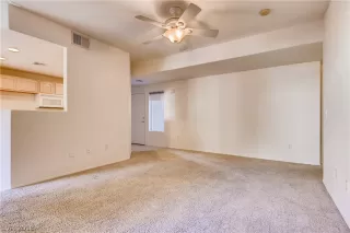 Photo #6: 2039344 Listing