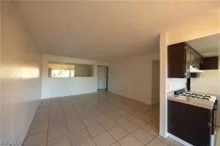 Photo #4: 2039350 Listing 