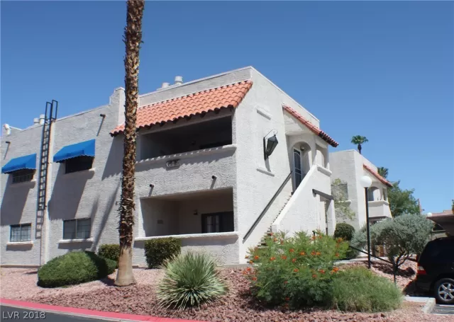 MLS: 2039536 Condo For Sale