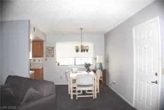 Photo #3: 2039536 Listing